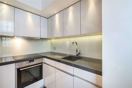 This is a very impressive, one double bedroom apartment in a contemporary design style and in excellent condition throughout. - Photo 5
