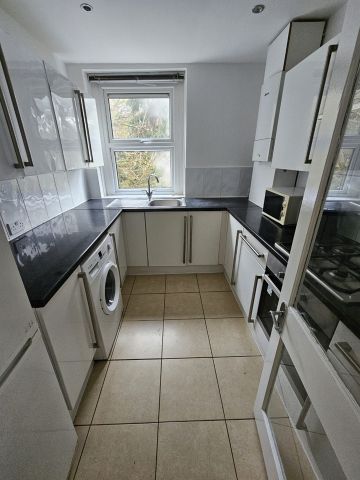 3 Bed Flat, Muswell Hill Road, N10 - Photo 5