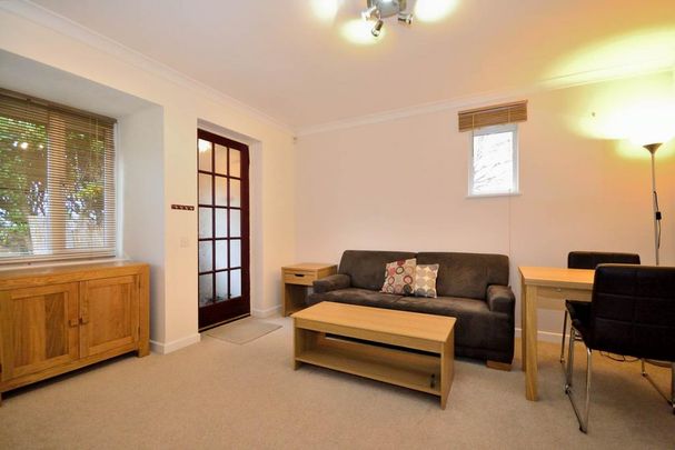 1 bedroom terraced house to rent - Photo 1