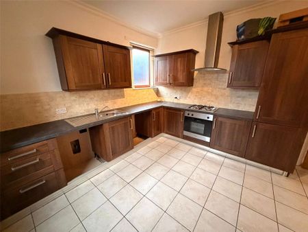 2 bedroom end of terrace house to rent - Photo 4