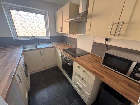 1 bedroom flat to rent - Photo 5