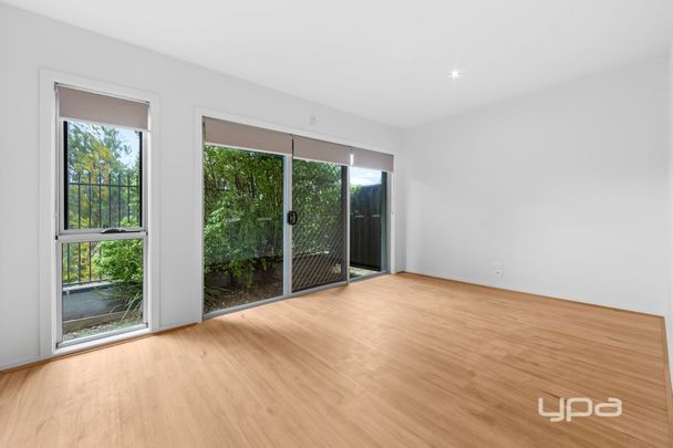 STEPS FROM LAKE CAROLINE – PREMIUM LIFESTYLE LIVING - Photo 1