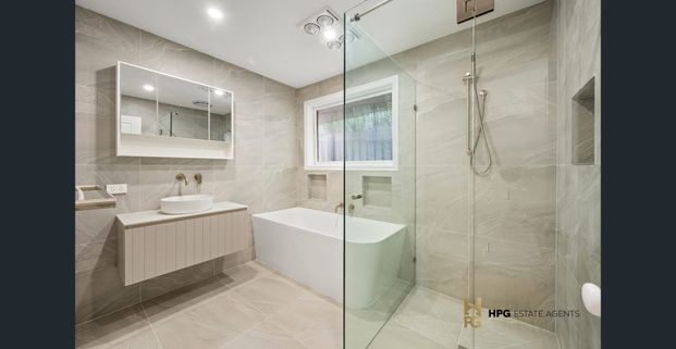 Freshly Updated 5-Bedroom Home! - Photo 1