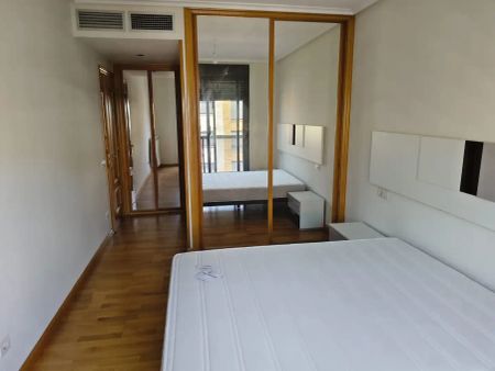 Piso de alquiler en Calle Sorzano, La Cava - Fardachón - Foto 3