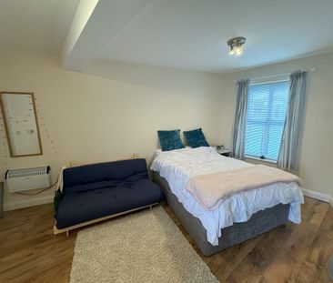 Amber Street, The Groves - P1620 - Photo 1