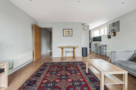 419 High Road - Photo 5