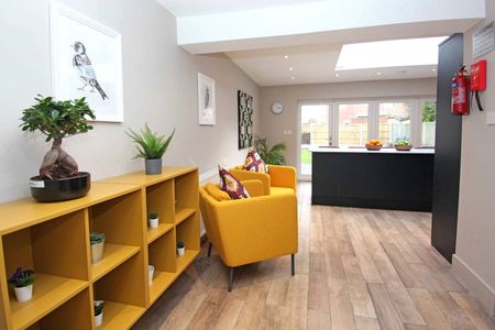 1 Bedroom House Share To Rent - Photo 3