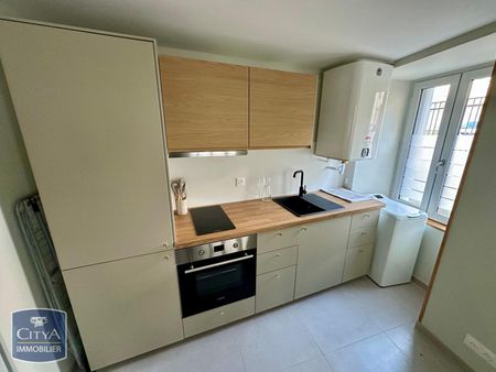 Location Appartement 2 pièces 28m² CHATEAUROUX 36000 - Photo 3