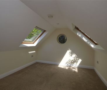 3 Bed Property To Rent - Photo 4