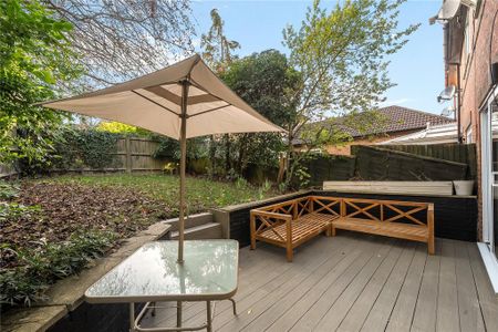 2 bedroom end of terrace house to rent - Photo 3