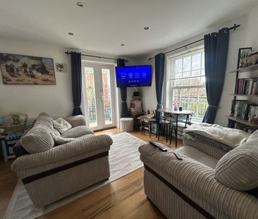 Apartment with parking and garden to let in Woodbridge, Suffolk - Photo 1