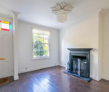 2 bedroom terraced house to rent - Photo 2