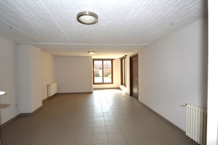 Charmante woning met 4 slpk. en een bruikbare opp. v. 359m². - Foto 3