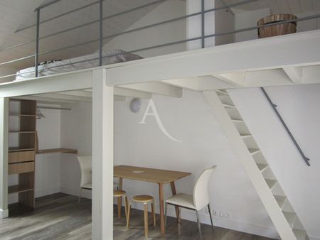 Location Appartement 1 pièce 28m² FONTENAY LE COMTE 85200 - Photo 2