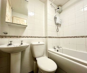 Mearns Place, Chelmsford, CM2 - Photo 3