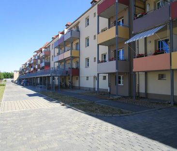 2 Zimmer mit Balkon und Badewanne, schneller Zugang zur City - Photo 1