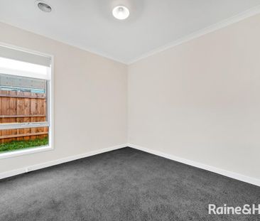 4 Cordhill Circuit, Aintree, VIC 3336 - Photo 1