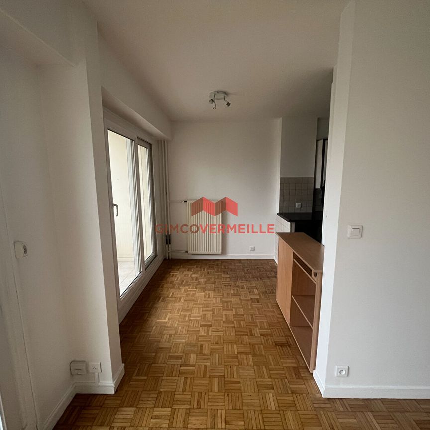 Location Appartement 1 pièce 31m² - Photo 1