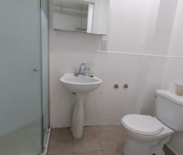 For Lease - 696 Hastings Avenue, Innisfil, Ontario - Photo 6