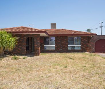 13 Duff Road, Riverton WA 6148 - House For Rent | Domain - Photo 6