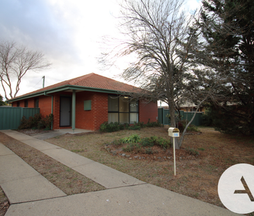 15 Hayden Close, Florey ACT 2615 - House For Rent | Domain - Photo 4