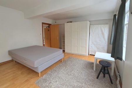 3 bedroom flat to rent - Photo 3