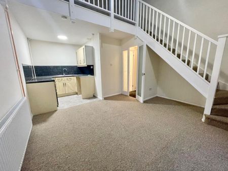 1 bedroom terraced house to rent - Photo 5