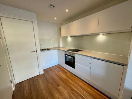 1 bedroom flat to rent - Photo 4