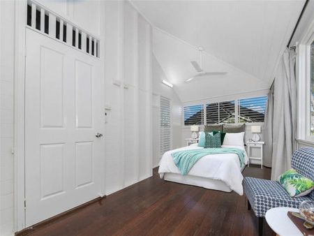 Comfortable Living in a Convenient Location + Study! - Photo 4