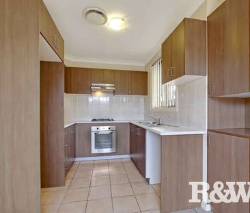 3 Bond Place Oxley Park - Photo 2