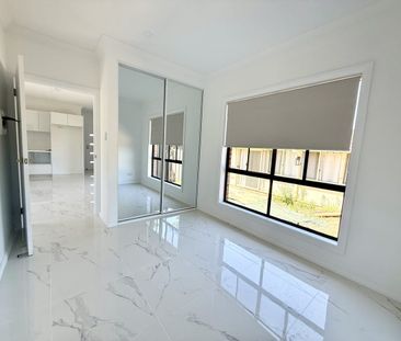 Modern two-bedroom granny flat in a convenient Plumpton location - Photo 4