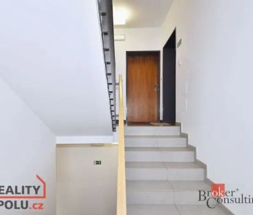 Pronájem bytu 1+kk 34 m - Photo 1