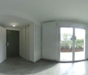 Location Appartement 2 pièces - Photo 3