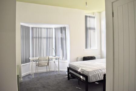 4 bedroom house share to rent - Photo 5