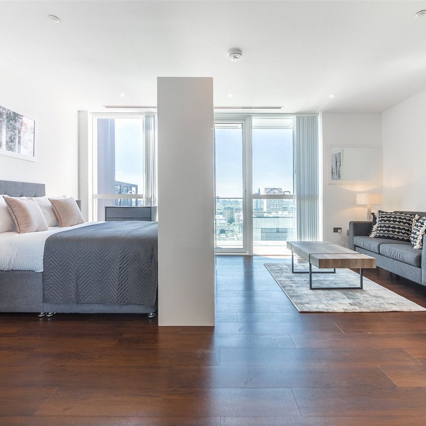 Harbour Way, London, E14 - Photo 1