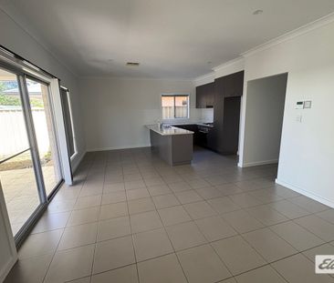 Modern Home in Quiet Location! - Photo 1