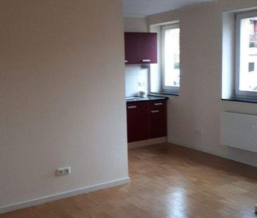 CORDULA IMMOBILIEN Designerapartment mit Einbauküche, Parkett und B... - Foto 1