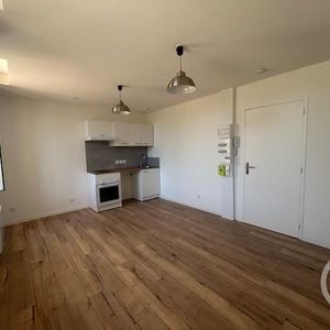 Location Appartement 2 pièces 33m² GRAULHET 81300 - Photo 2