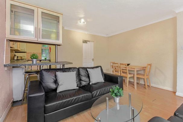 4 bedroom house to rent - Photo 1