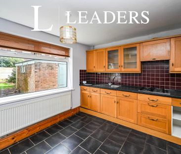 3 bedroom semi-detached house to rent - Photo 4
