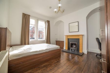 7 bedroom maisonette to rent - Photo 3