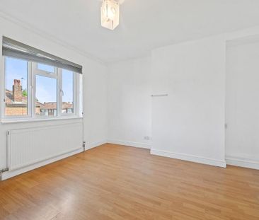 3 bedroom terraced house to rent - Photo 6