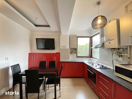 Apartament 3 camere, cartier Plopilor, zona Nobori, parcare - Fotografie 3