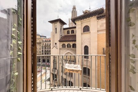 Carrer de Jonqueres, Barcelona, Catalonia 08003 - Photo 2