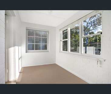 2/112 Burns Bay Road, Lane Cove, NSW 2066 - Photo 2