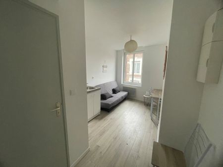 Location Appartement 1 pièces 18 m2 à Saint-Quentin - Photo 3