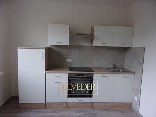 Pronájem bytu 2+kk 38 m² - Photo 1