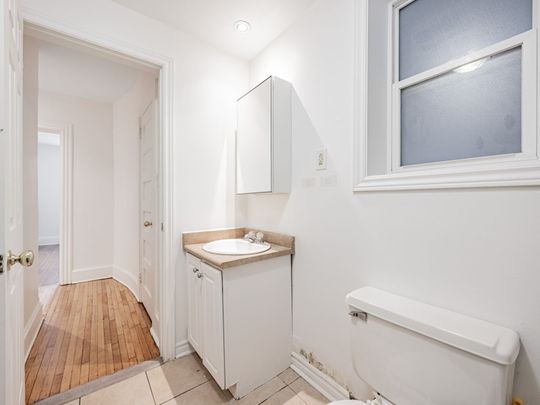 For Lease - 1317 King Street Unit# 1, Toronto, Ontario - Photo 1