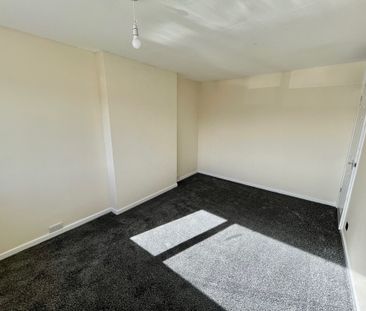 Damar Croft, Birmingham, B14 - Photo 4