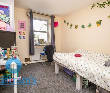 4 bedroom house share to rent - Photo 3